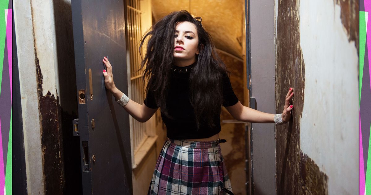 Interview de Charli XCX : Sur ‘Crash’, Meilleures chansons, ‘Vroom Vroom’