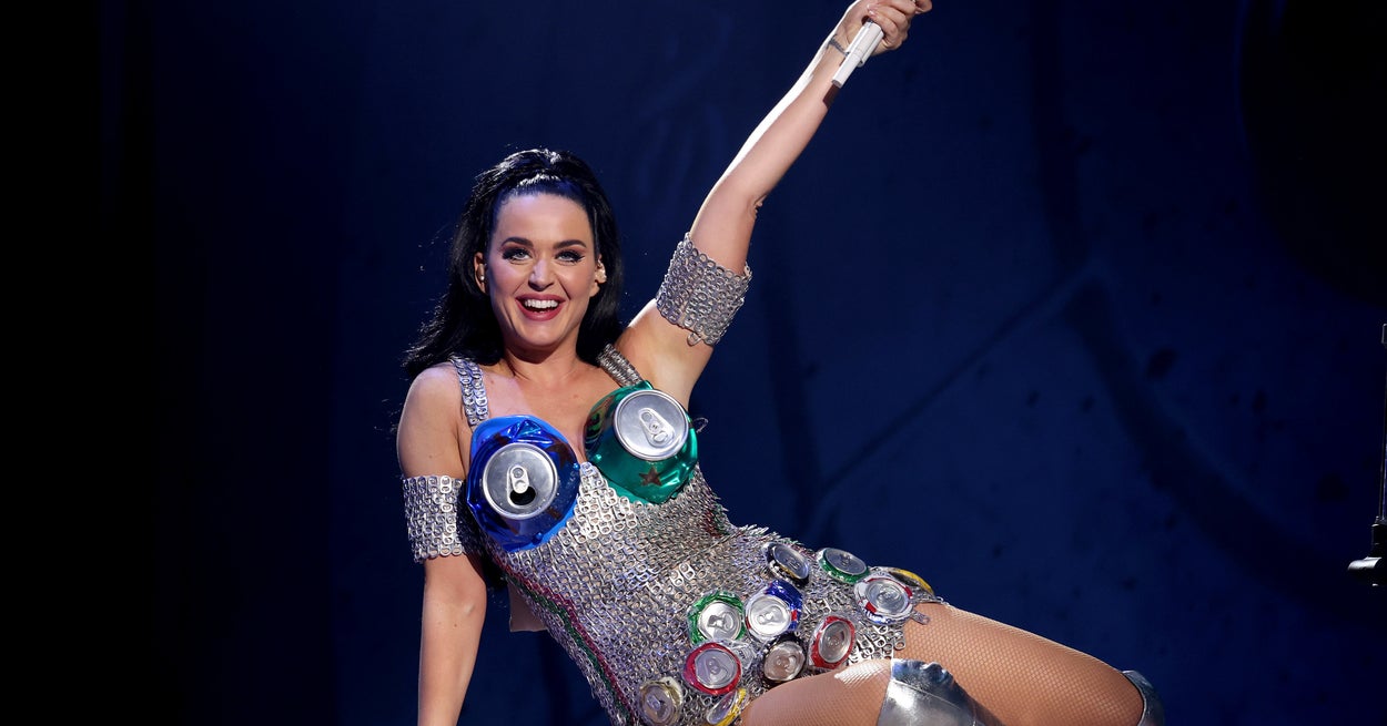Katy Perry a révélé que nous avons tous chanté "Feu d’artifice" Faux tout ce temps