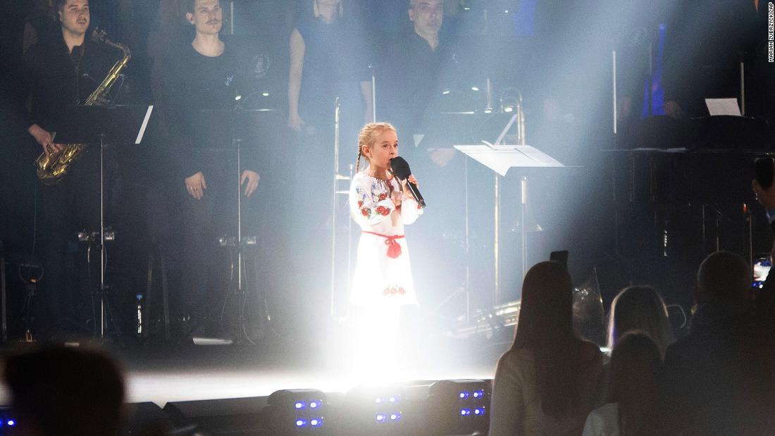La fille ukrainienne qui a chanté « Let It Go » dans un abri anti
