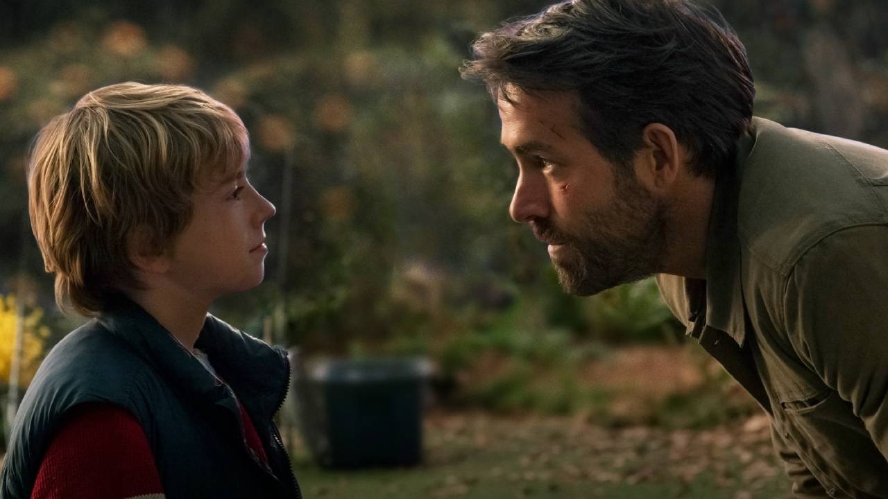 La fin de 'The Adam Project' (Netflix), a expliqué: pourquoi cela signifie tant pour le personnage de Ryan Reynolds