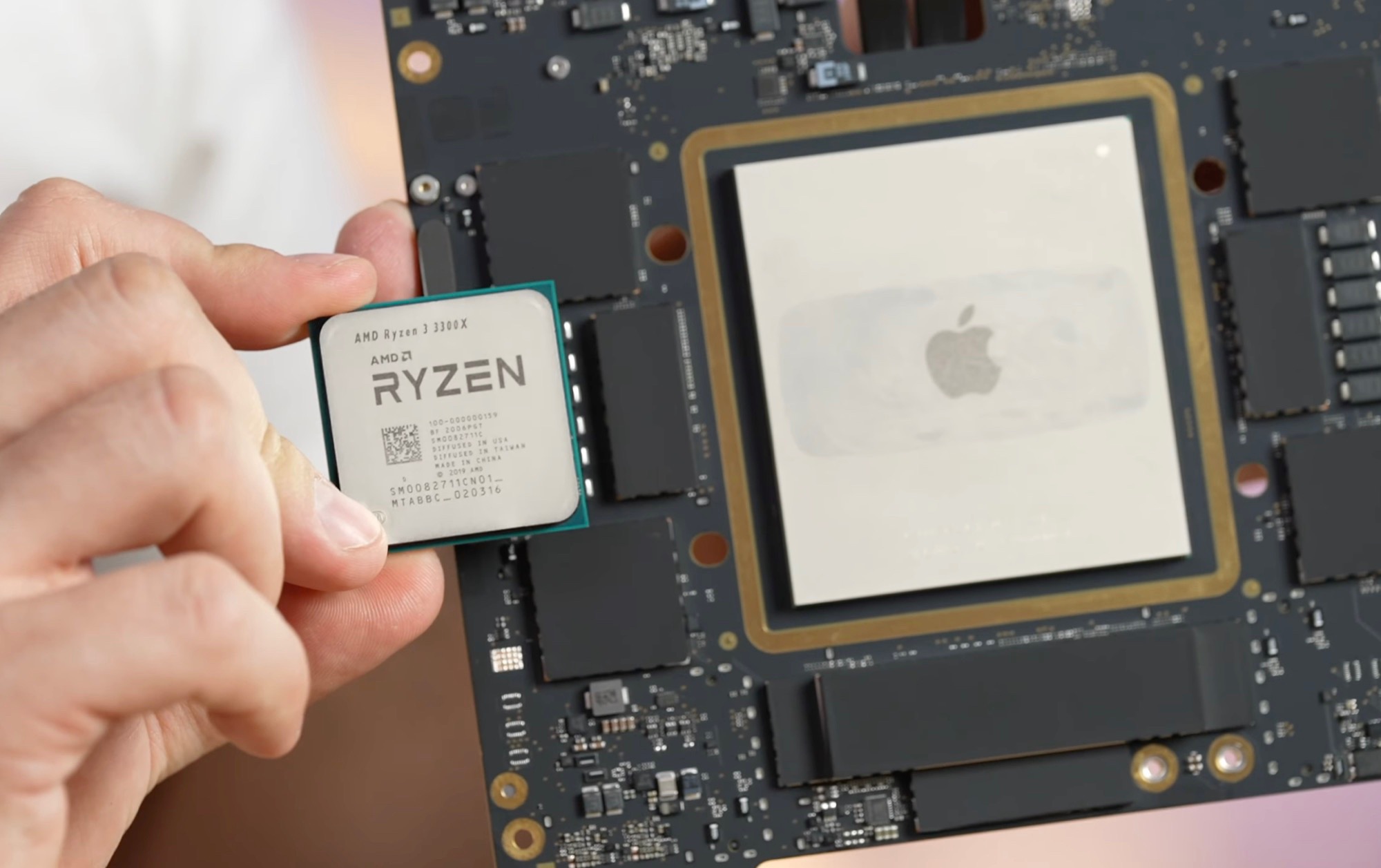 Le démontage d'Apple Mac Studio détaille la mémoire évolutive et la taille du SoC M1 Ultra - Notebookcheck.net