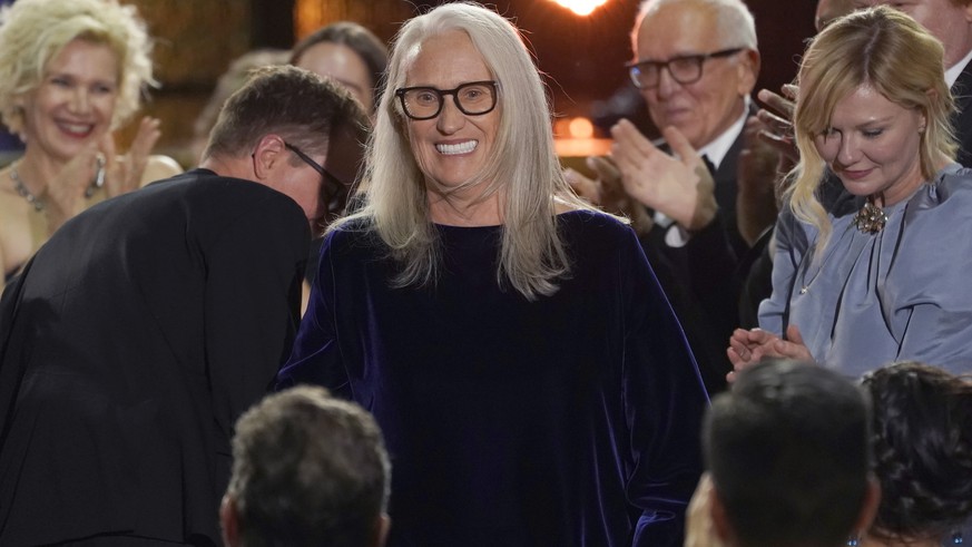 Le western de Netflix s'éclaircit aux "Critics Choice Awards" - Watson