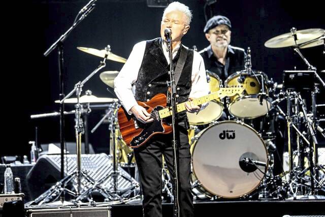 Les Eagles s’envolent avec le concert ‘Hotel California’ à la PPG Paints Arena