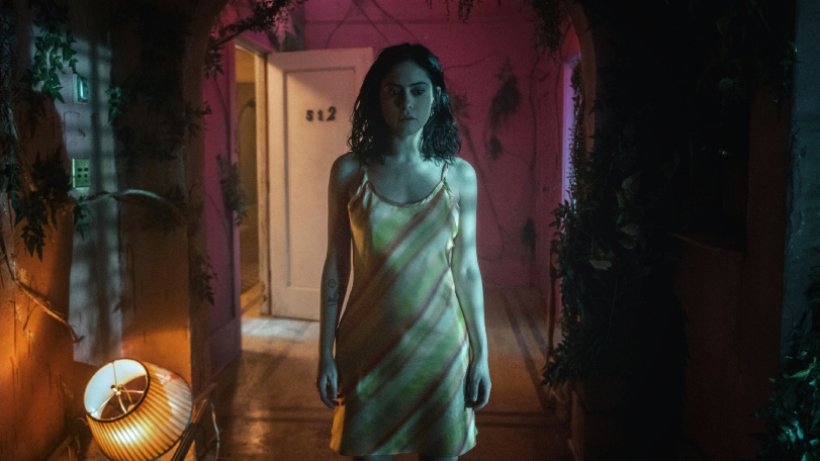 Netflix : La scène de sexe dérange les téléspectateurs - "Qui invente une chose pareille ?" - THE WEST