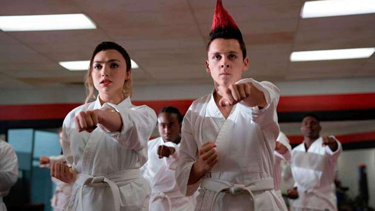 Nouveau couple dans 'Cobra Kai' : Peyton List et Jacob Bertrand se fréquentent dans la vraie vie