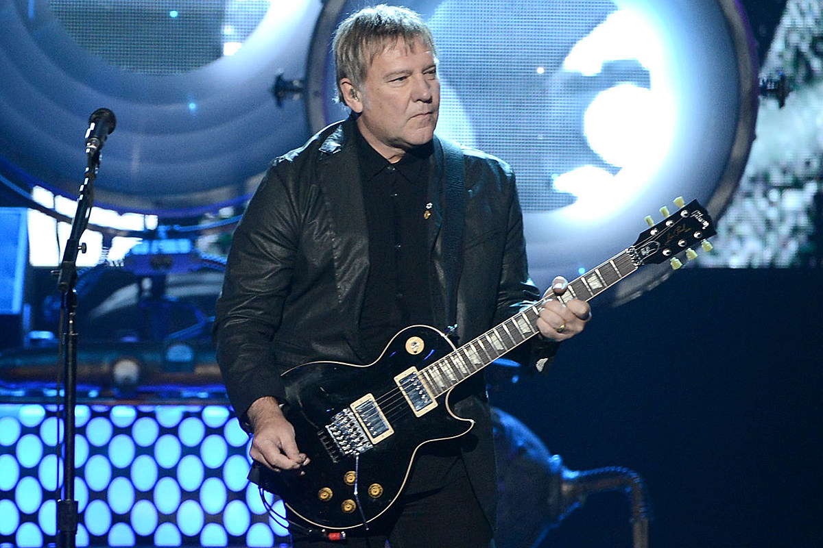 Pourquoi Alex Lifeson vend ses guitares Rush