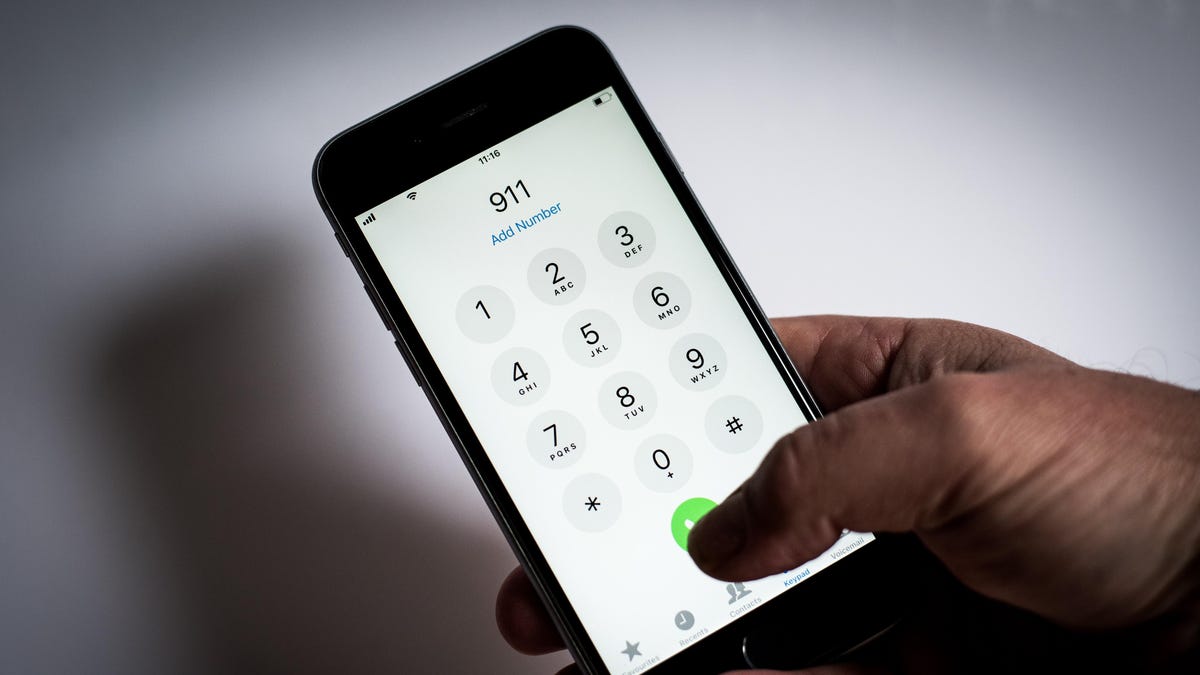 Pourquoi réinitialiser votre iPhone pourrait composer le 911 (et comment l'éviter)