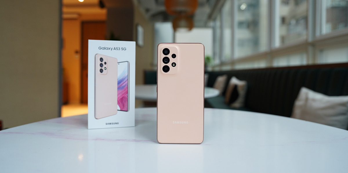 Prise en main du Samsung Galaxy A53 5G : Inversion de l'approche de l'iPhone SE 3 - XDA Developers