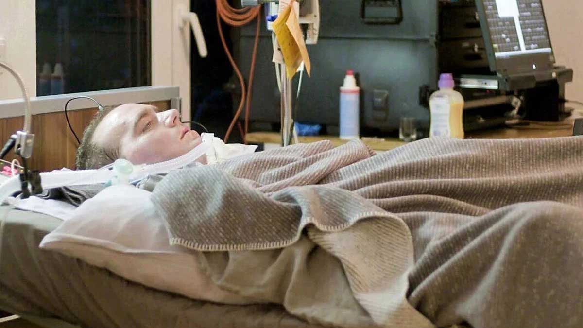 Un homme complètement paralysé communique pour la première fois depuis des mois, demande à écouter Tool