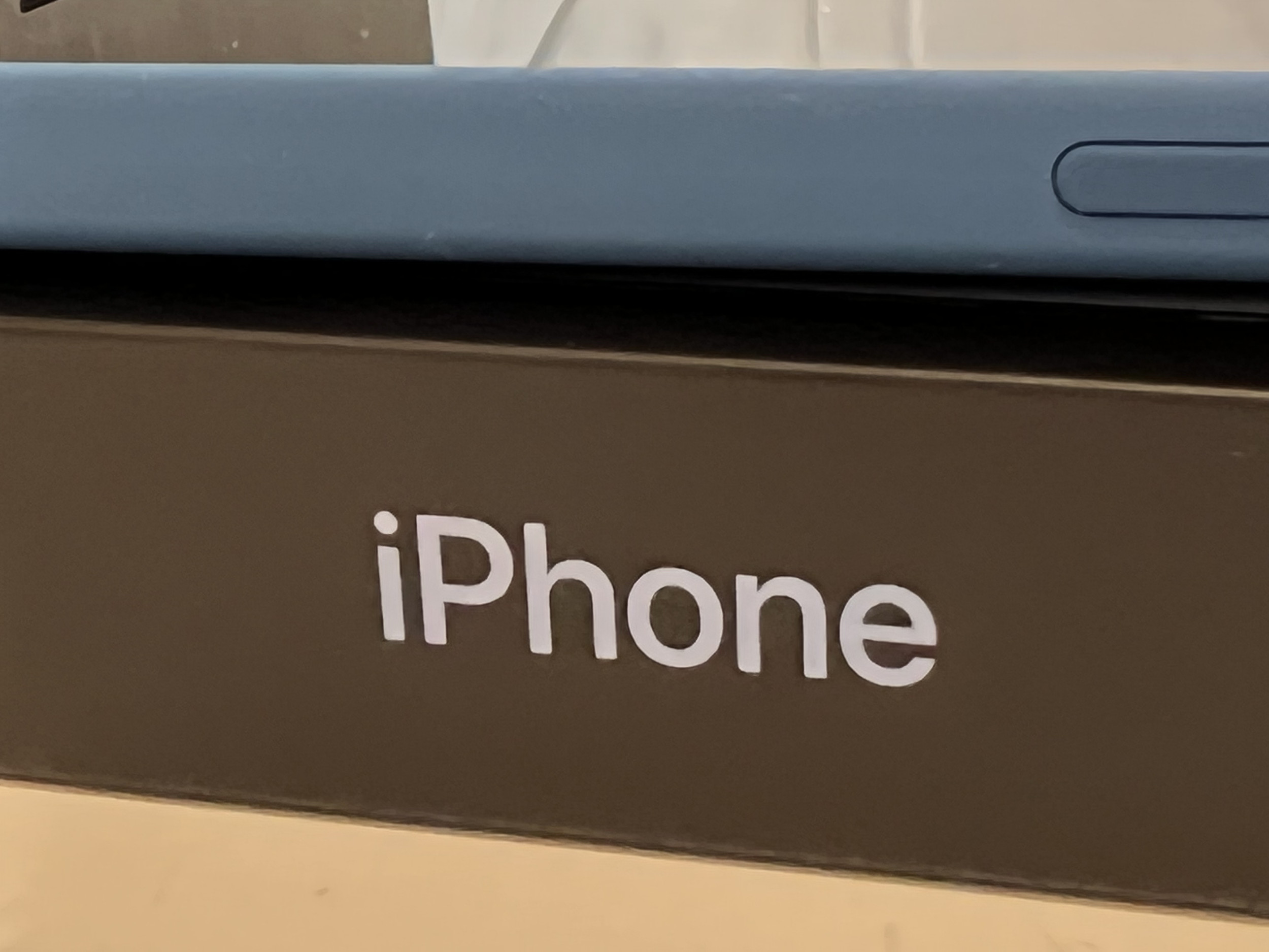Un ressortissant chinois condamné pour un stratagème iPhone qui a coûté 1 million de dollars à Apple