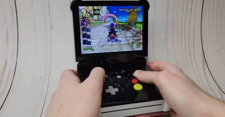 Une nouvelle console portable Nintendo ?  Quelqu'un y a pensé, et c'est la réalité