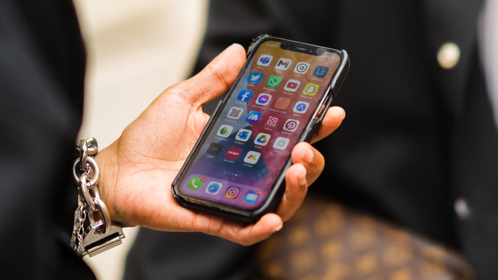 Apple a dressé une liste des applications que tout le monde devrait avoir sur son iPhone.  Facebook n'est pas dessus - Inc.