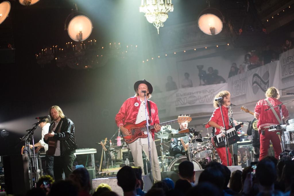 Arcade Fire rejoint la programmation de Coachella
