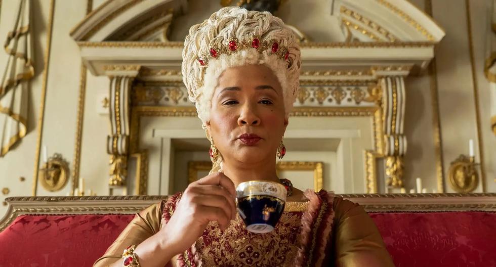 "Bridgerton" : la vérité sur la substance poudreuse que la reine Charlotte inhale - MAG.