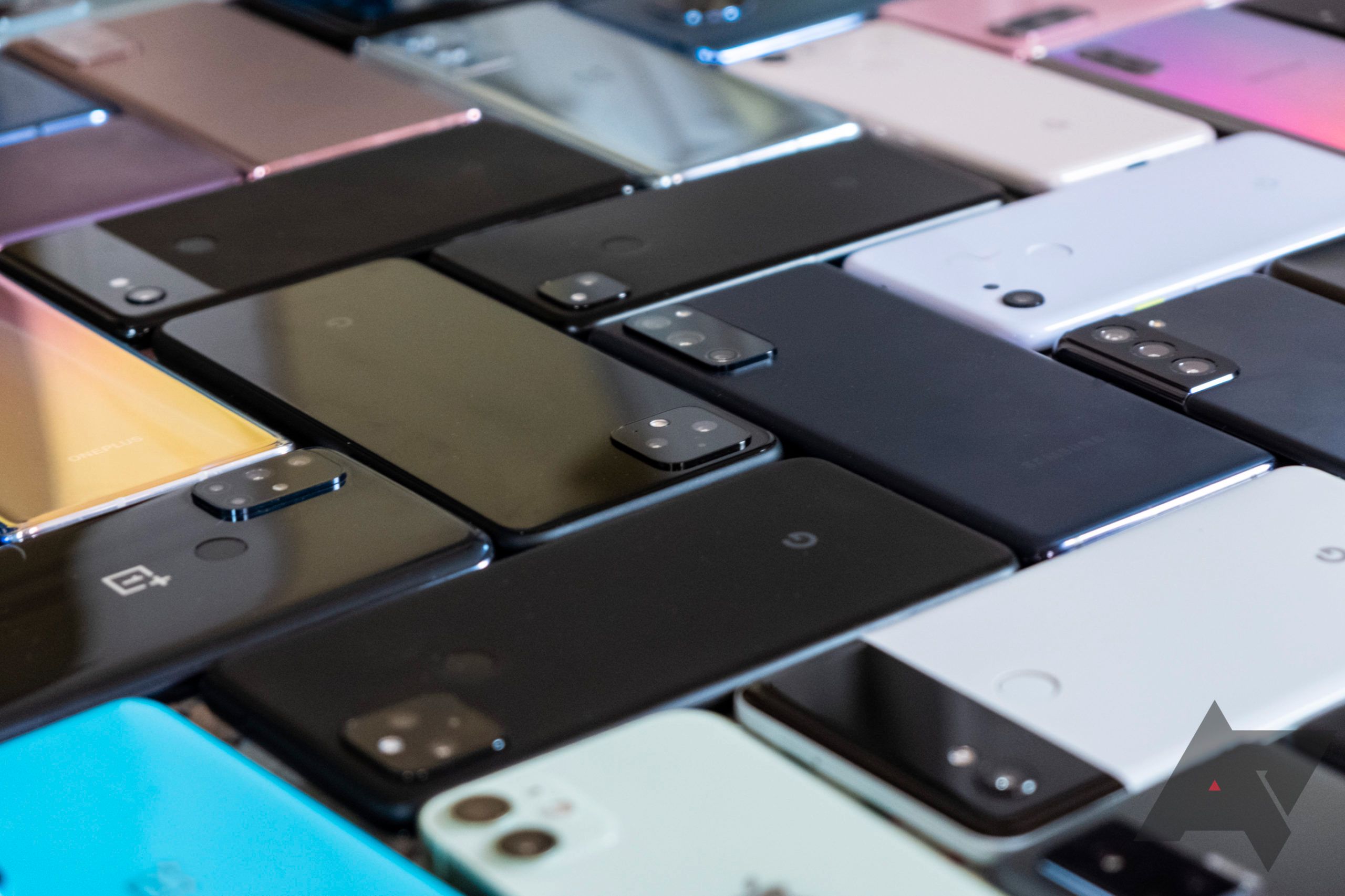 Google veillera à ce que vous sachiez tout sur ses dernières modifications apportées à Android via Play Services - Android Police