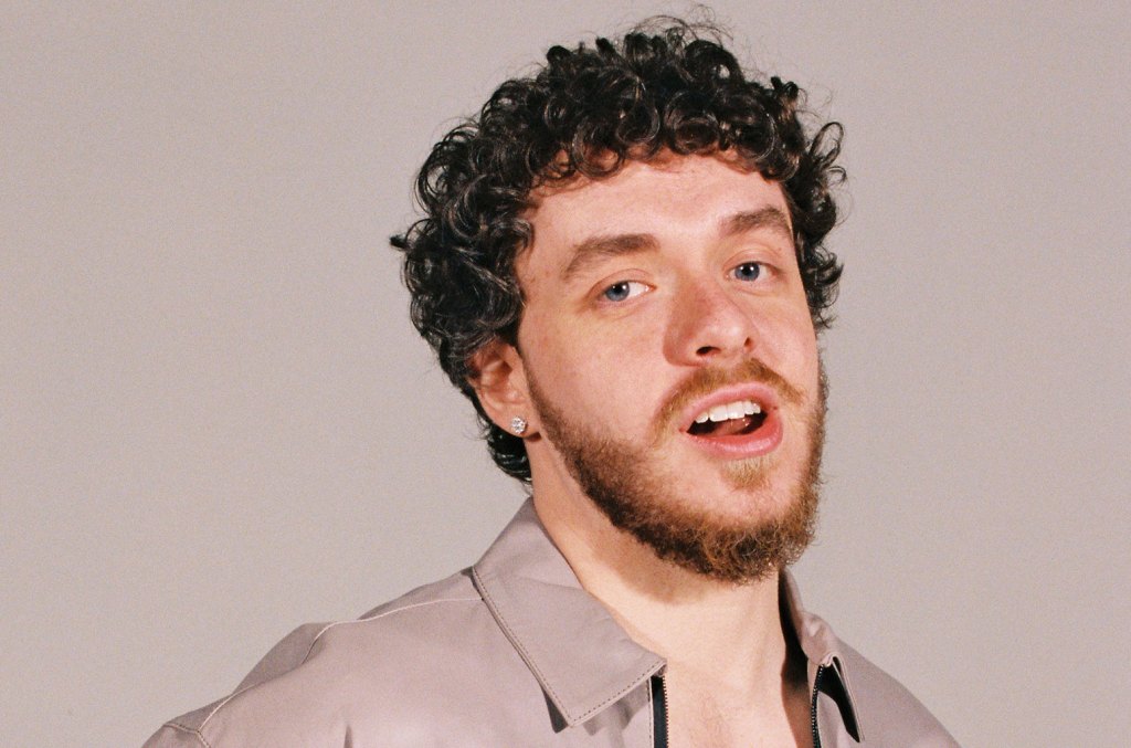 Jack Harlow vole en première classe au n ° 1 du Billboard Hot 100