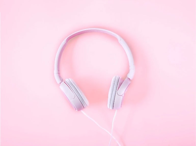 « Je connais cette chanson! »  Clés évolutives de la perception musicale