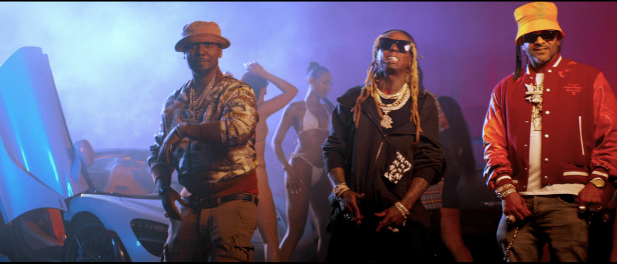 Jim Jones fait appel à Lil Wayne, Migos, DJ Khaled et Juelz Santana pour "Nous définissons les tendances" Remix Clip vidéo