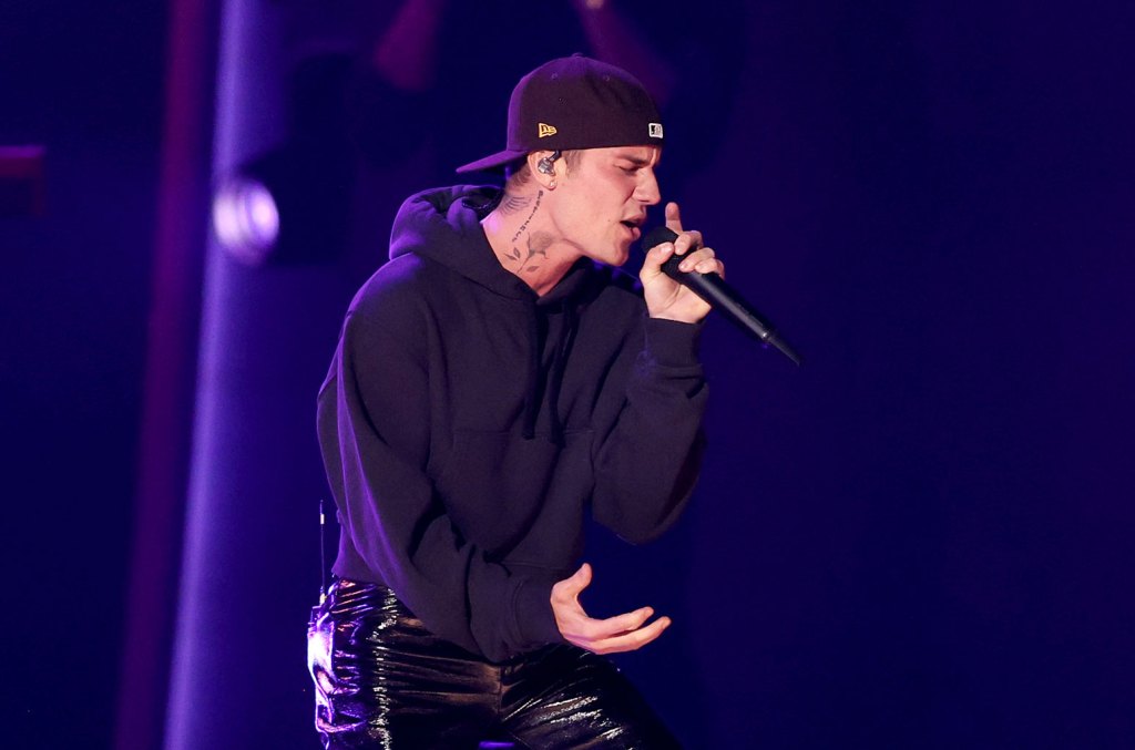 Justin Bieber offre à son équipe de tournée et à ses fans une thérapie gratuite avec un nouveau partenariat