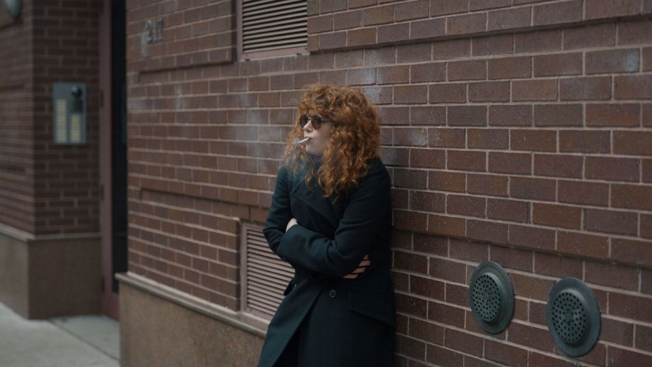 La boucle temporelle revient, Poupée russe revient sur Netflix et avec des progrès en main