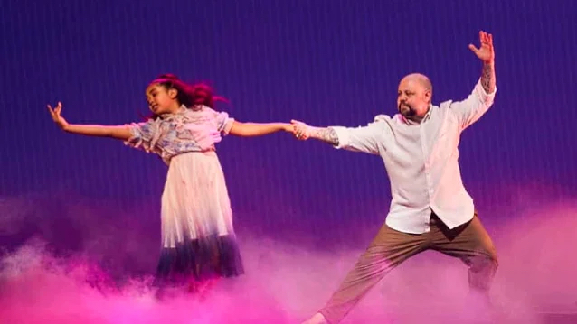 Le batteur de Limp Bizkit John Otto et sa fille de 11 ans participent à un nouveau concours de danse de réalité