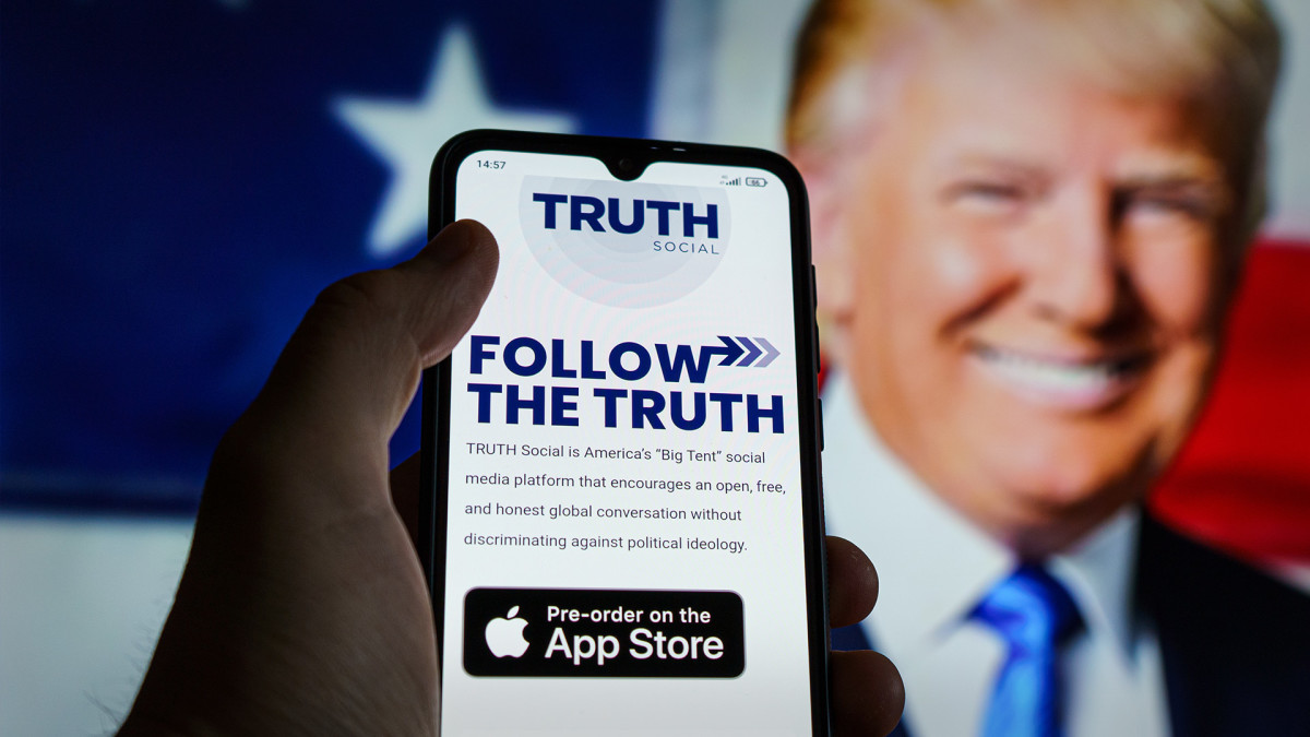 Le tueur Twitter de Trump n ° 1 dans l'App Store alors que l'accord stimule l'intérêt - TheStreet