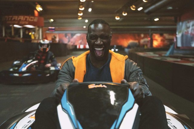 L'équipe de meurtres enquête à nouveau : Comédie d'action avec Omar Sy sur Netflix - Buffed.com