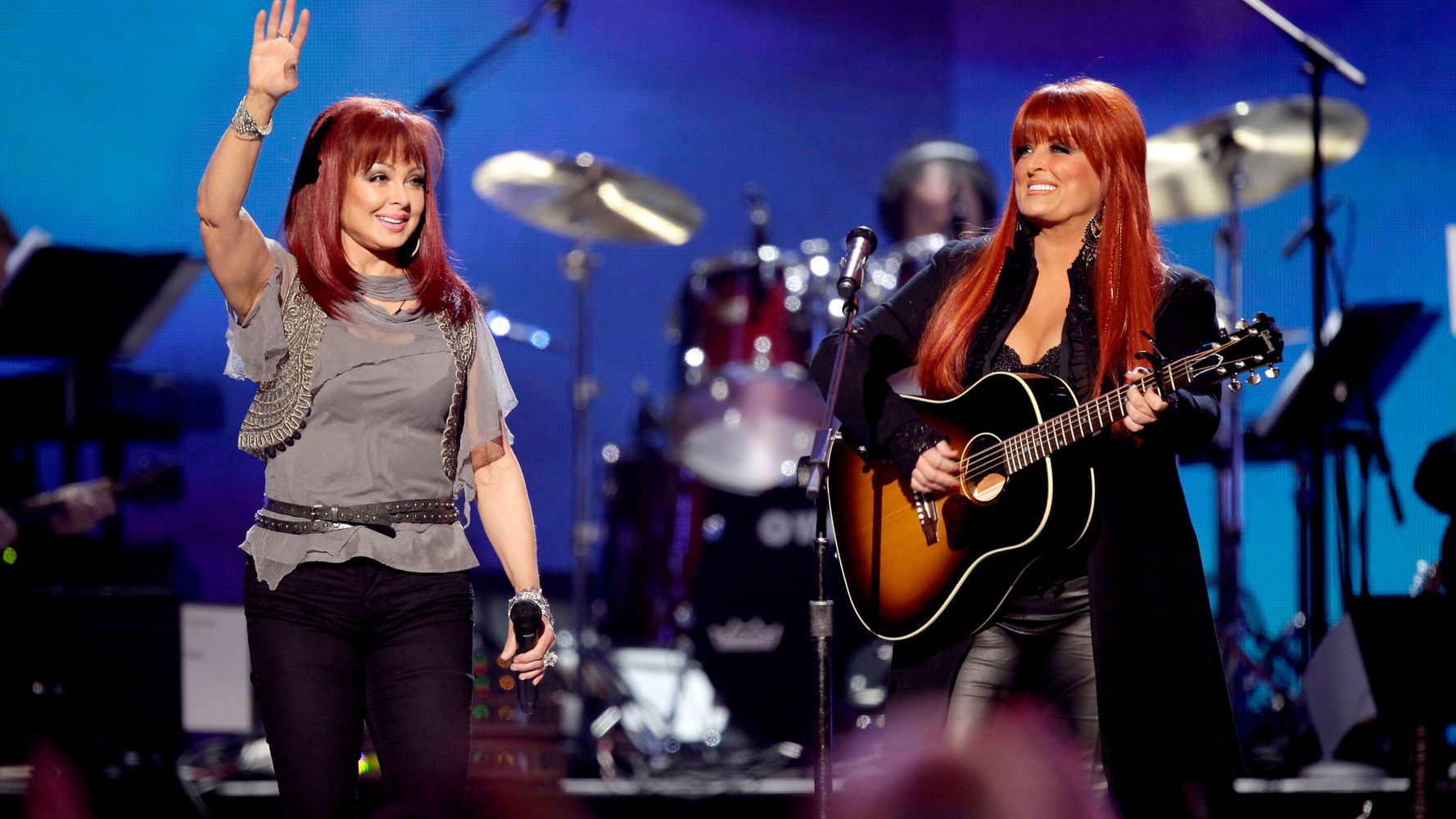 Les Judds réunis pour la performance des CMT Music Awards HuffPost Québec