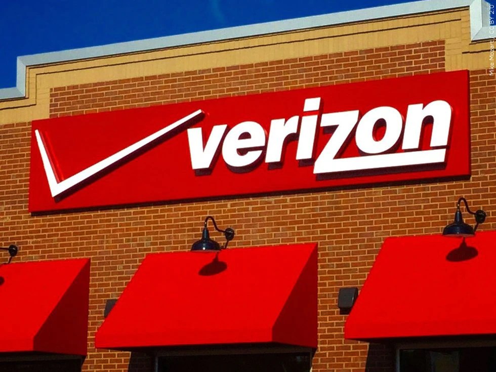 Les clients de Verizon signalent un pic important de pannes, d'autres opérateurs voient des pics plus petits - Arizona's Family