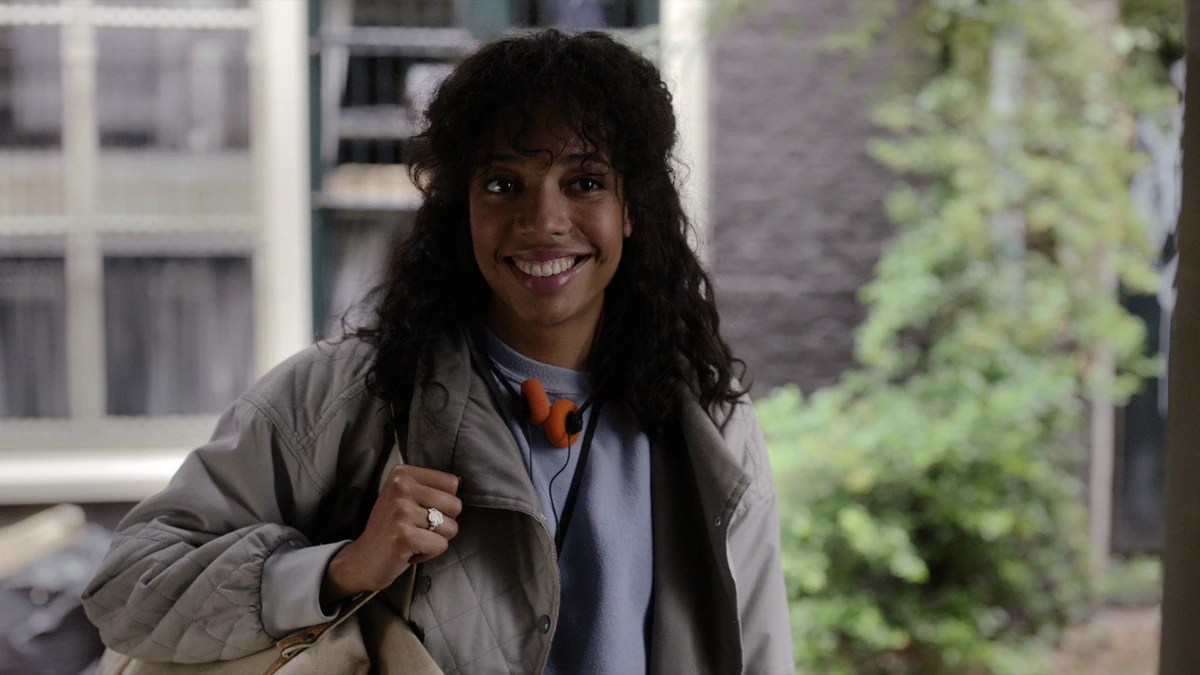 Netflix : "Dirty Lines" - C'est la série sur les hotlines téléphoniques sexuelles - RND