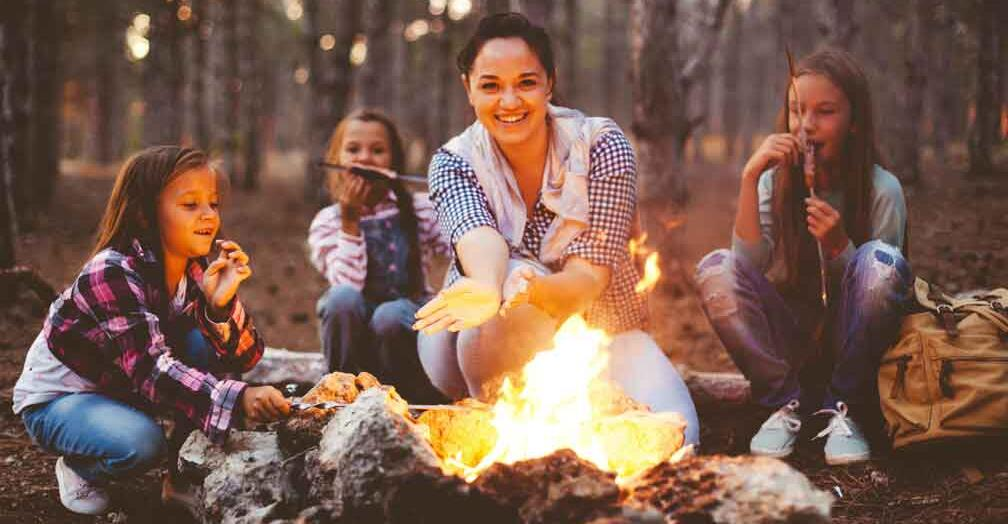 Peindre près du feu de camp au lieu de Netflix : comment les gens parlaient