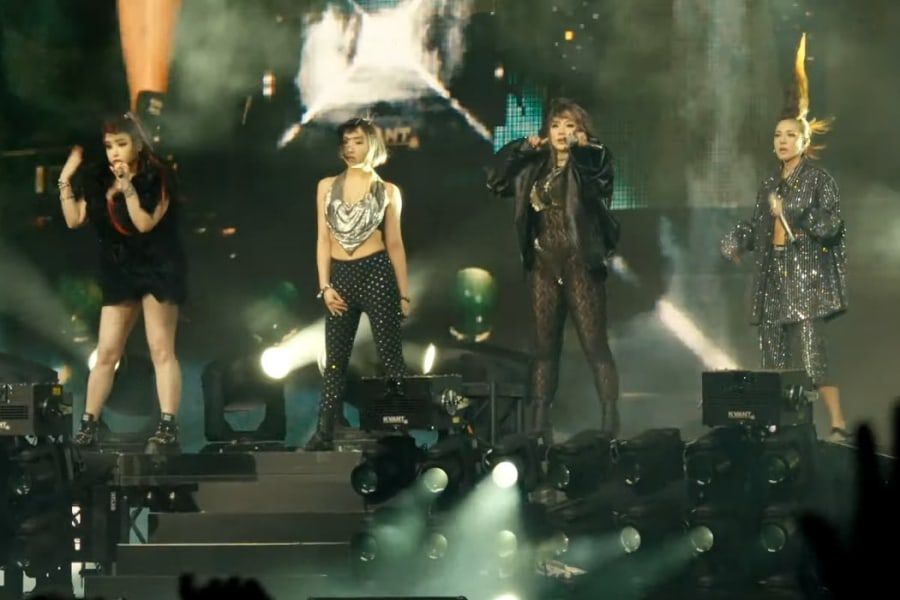 Regardez: 2NE1 surprend à Coachella en se réunissant sur scène pour la première performance de groupe en 6 ans