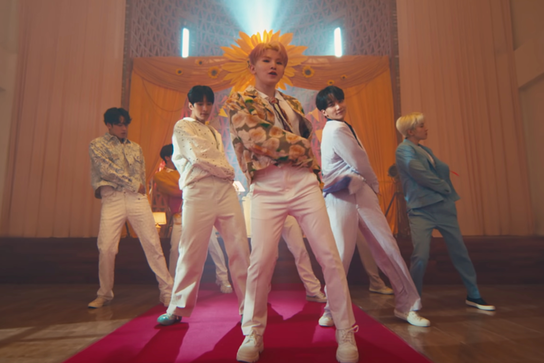 Seventeen sont ‘Darl+ing’ sur leur première chanson en anglais