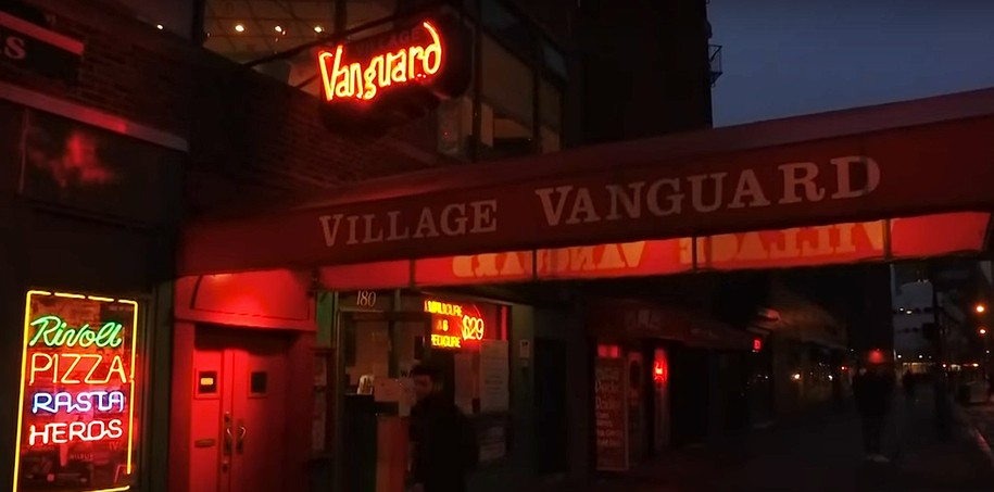 Une célébration du jazz emblématique, enregistrée « en direct du Village Vanguard »