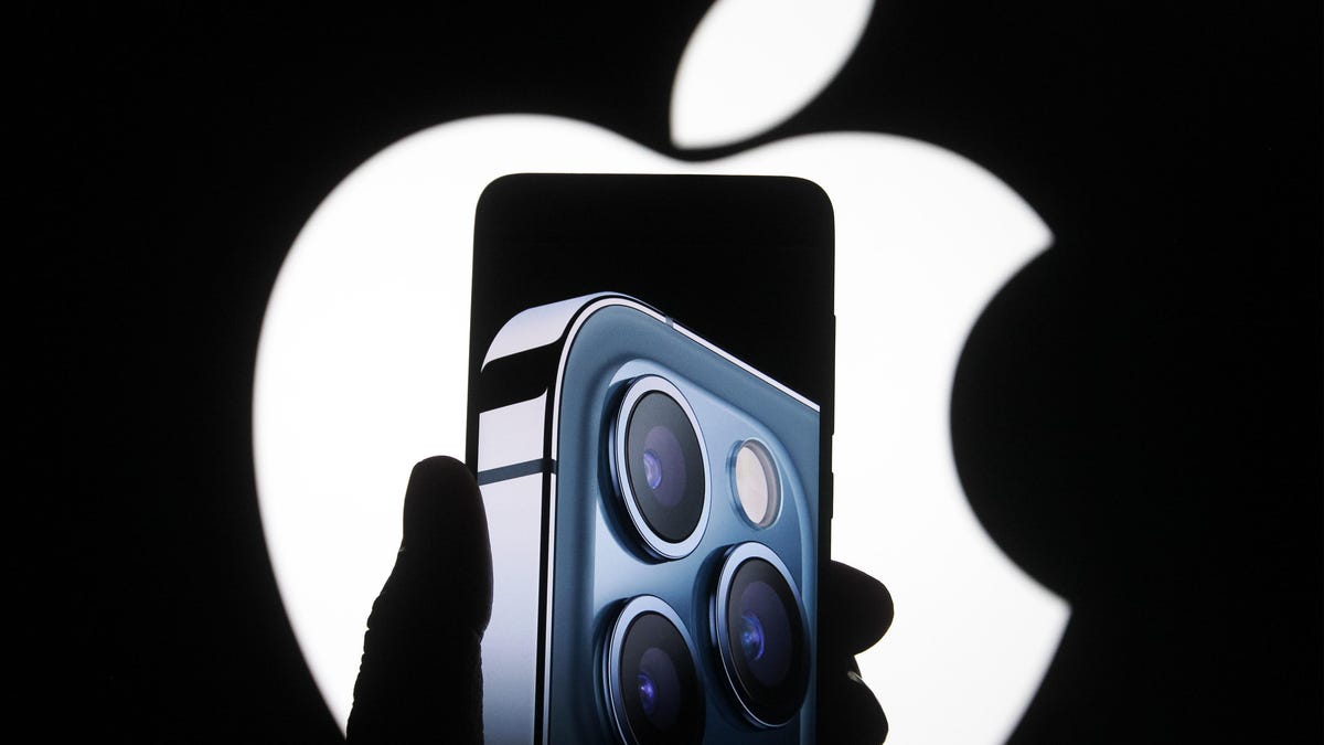 Utilisateurs d'Apple : voici pourquoi vous devriez toujours mettre à jour manuellement votre iPhone - Forbes