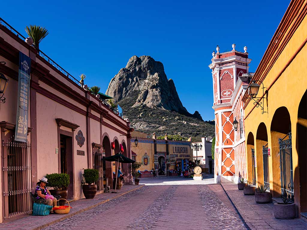 Buscan que Netflix y Amazon Prime graben series en Bernal