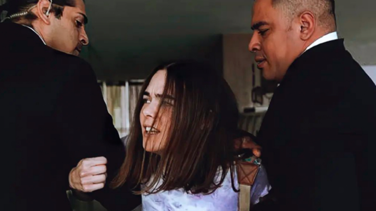 L'avenir de "Qui a tué Sara?"  après sa fin sur Netflix : Un 'spin off' sur César Lazcano ?  - SensaCiné