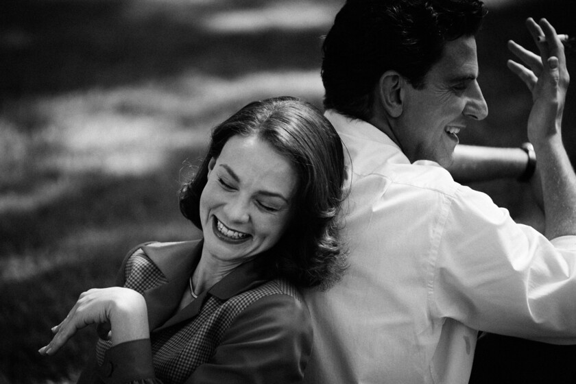 Premier regard sur Bradley Cooper et Carey Mulligan dans le biopic Netflix sur le compositeur de 'West... - Espinof