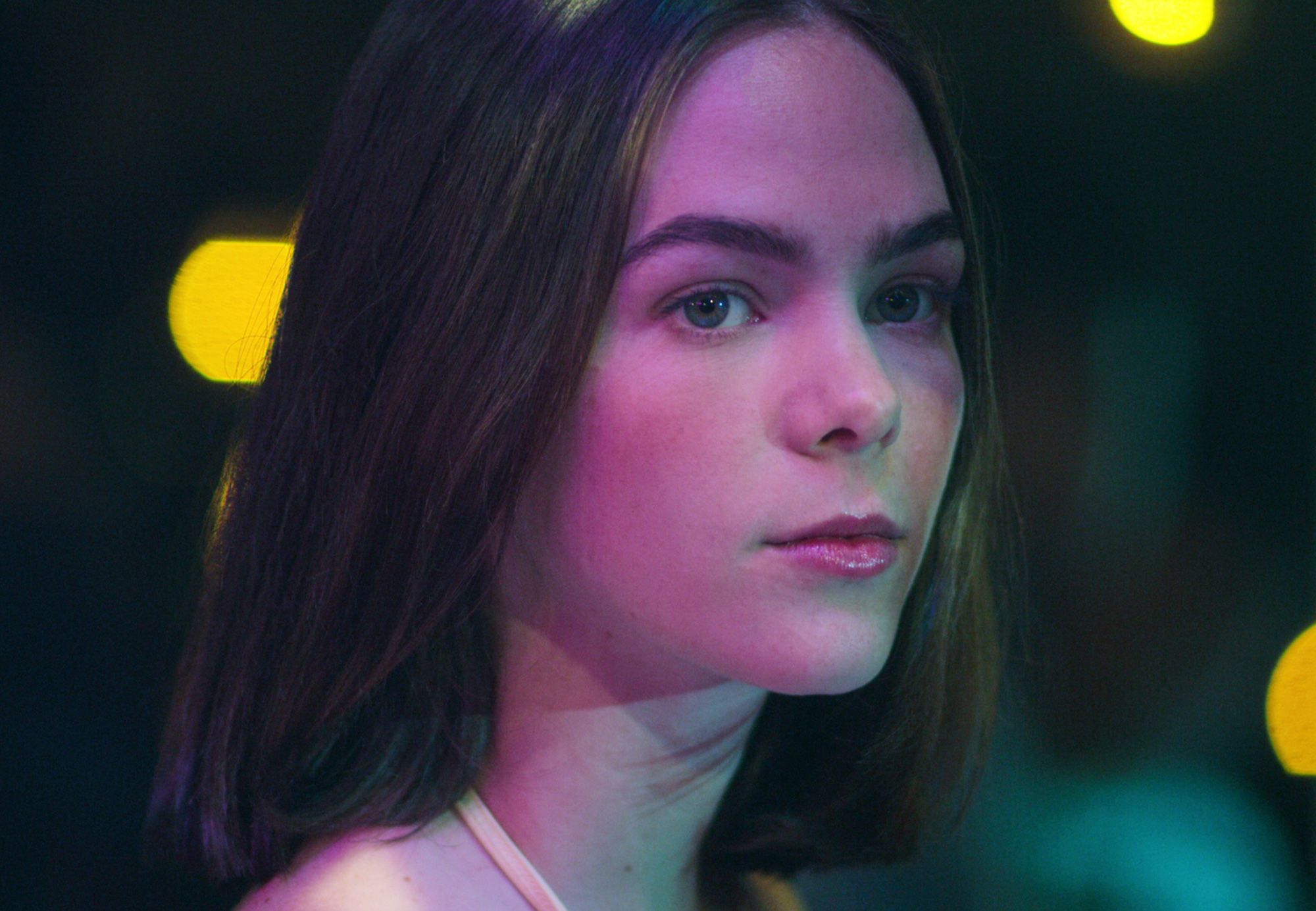 La fin de "Qui a tué Sara?"  C'est la chose la plus absurde et la plus ridicule de Netflix - Hipertextual