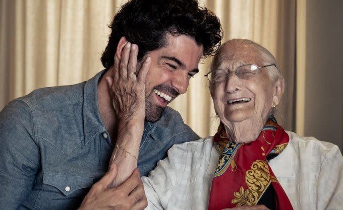 Le documentaire Netflix qui vous fait rire et pleurer et présente l'instagramer le plus ancien au monde - Yahoo Style
