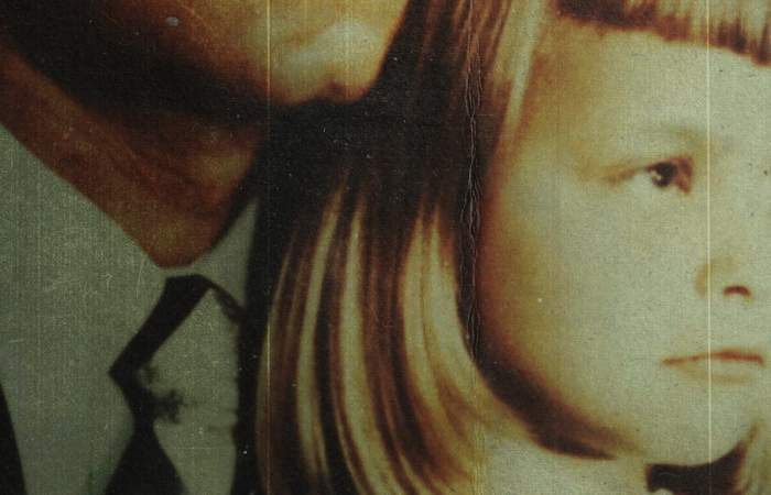 La niña de la foto: la escalofriante historia que revela el nuevo documental true crime de Netflix