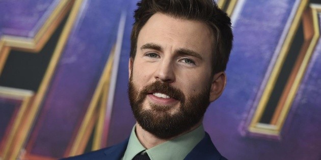 Netflix : Chris Evans partagerait la vedette avec Emily Blunt dans "Aventuriers de la douleur" - LE JOURNALISTE