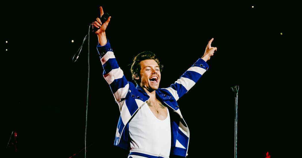 Avis |  Harry Styles marche sur une ligne fine