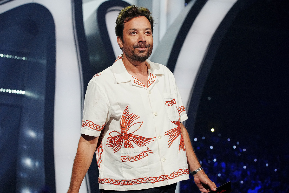 Jimmy Fallon était à la mode aux MTV VMA pour une raison hilarante