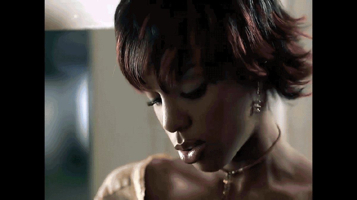 Joyeux anniversaire à Kelly Rowland envoyant un SMS à Nelly sur une feuille de calcul