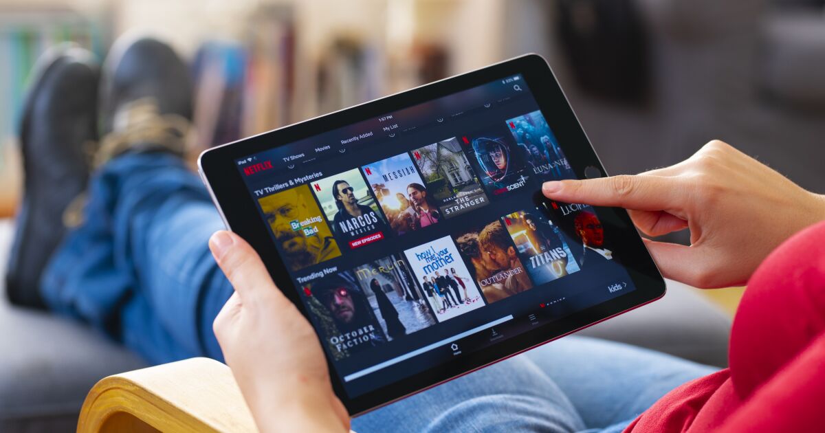 Le modèle Netflix avec publicité n'inclurait pas le contenu hors ligne, rapport - Expansión