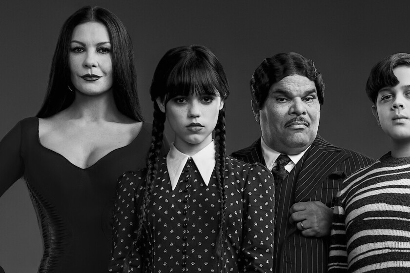 Les Addams montrent leur regard terrifiant sur Netflix : premier regard sur la famille 'Wednesday', la série...