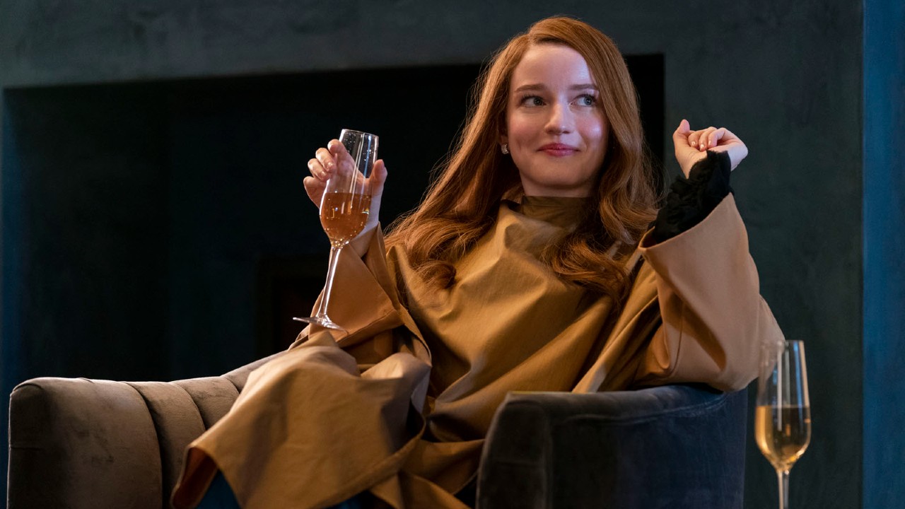 "Qui est Anna ?" : une victime d'Anna Sorokin poursuit Netflix pour diffamation en la présentant comme "une personne cupide et manipulatrice" - SensaCiné