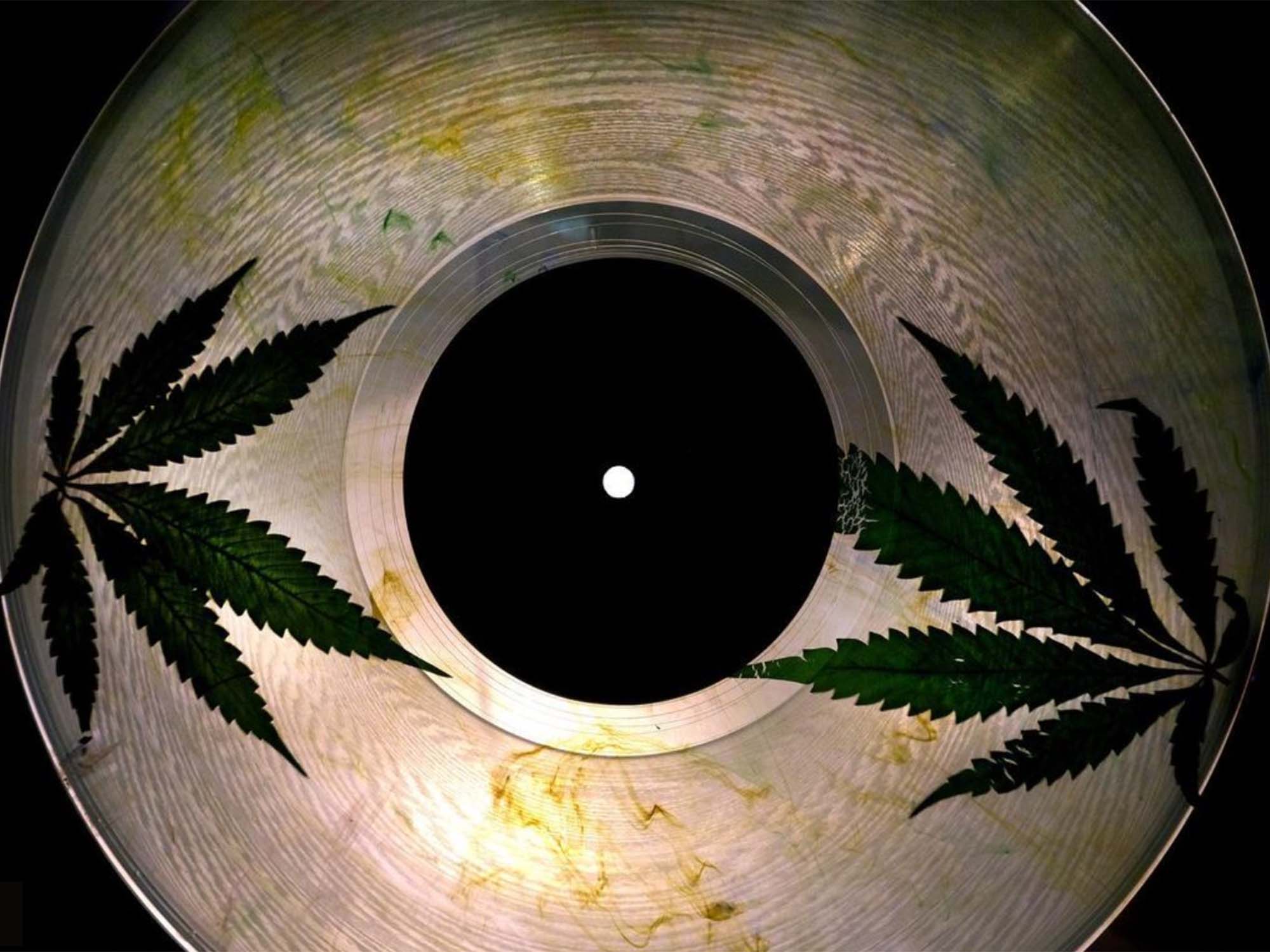 Sleep reissue vinyle Dopesmoker avec de la vraie herbe pressée à l’intérieur