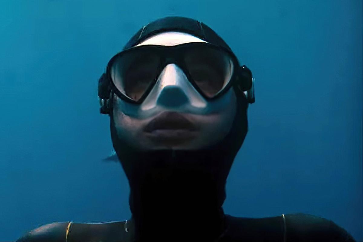 Diffusez-le ou passez-le: 'No Limit' sur Netflix, un drame français sur une championne d'apnée et sa romance condamnée - Decider